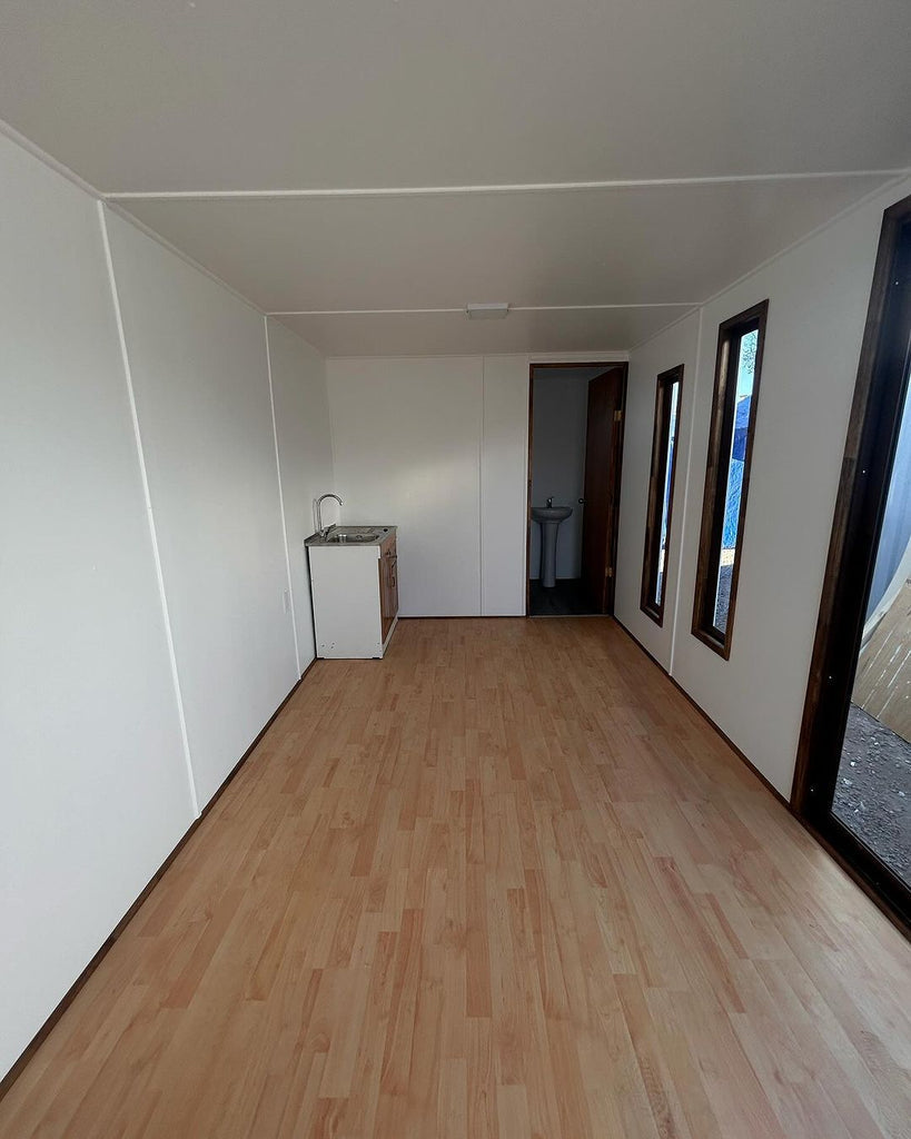 Contentor de escritório 6x2,42 m - 15 m² (Ref: CB20-002)